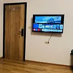 Lejlighed Salzinneschezsoi 1