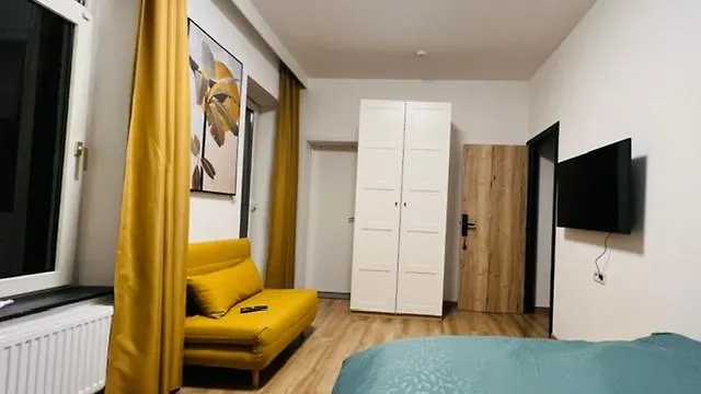 شقة Salzinneschezsoi 1 *